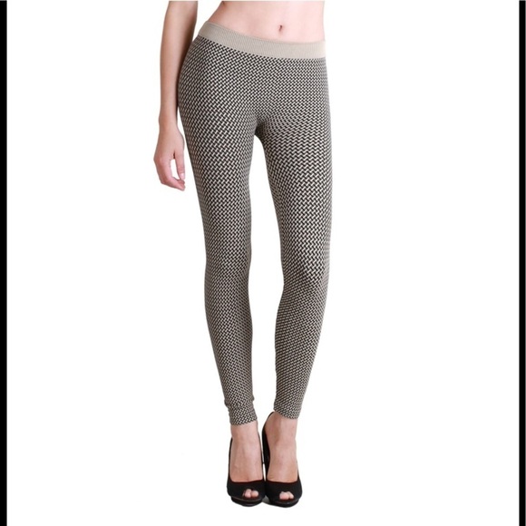 Nikibiki Women's 3-tone Weave Ankle Length Legging - Picture 1 of 7